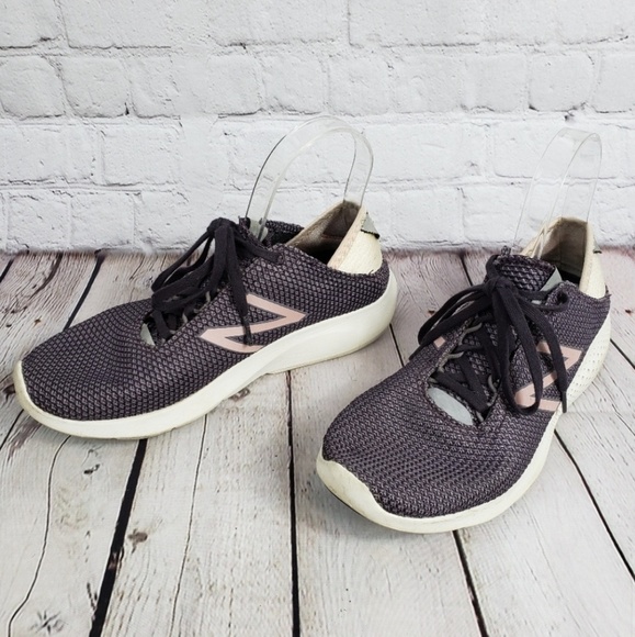 New Balance Coast Gym Sneakers - Picture 3 of 8